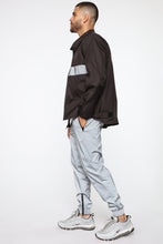 Load image into Gallery viewer, Black Reflective Jacket with Detachable Sleeves
