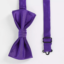 Load image into Gallery viewer, Purple Satin Bow Tie
