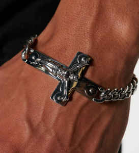 On The Cross Bracelet