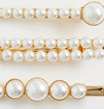 Load image into Gallery viewer, Gold Tone Pearl Hairclips 3-Pack
